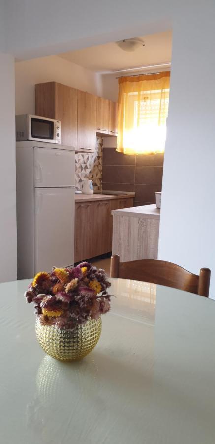 Apartman Lena Póla Kültér fotó