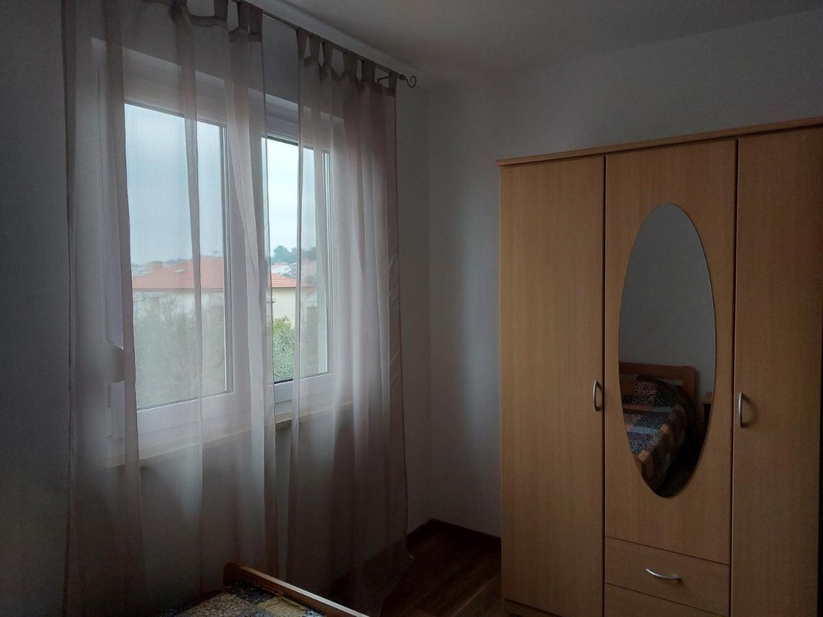 Apartman Lena Póla Kültér fotó